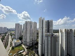 Commonwealth Towers (D3), Condominium #466338111